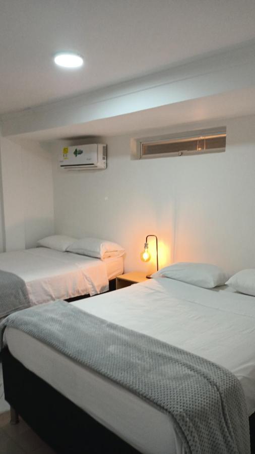 Hotel Aeropuerto Cartagena Екстер'єр фото