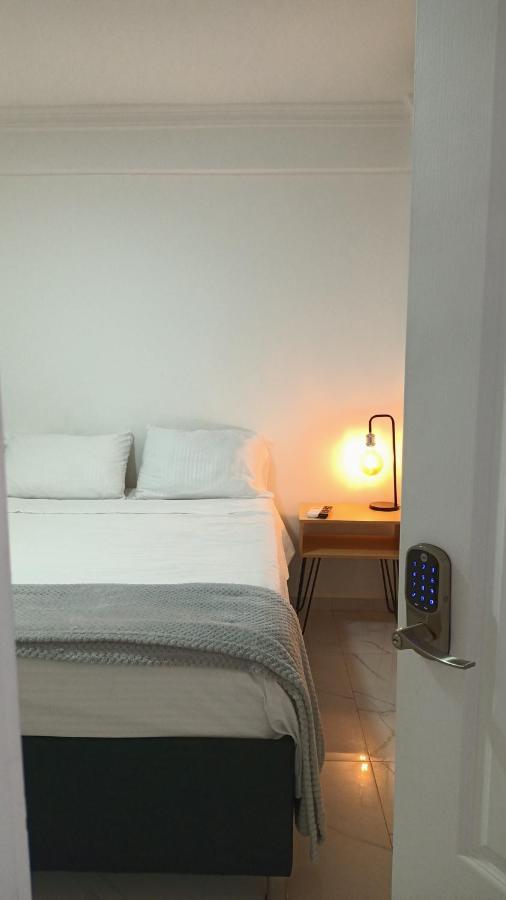 Hotel Aeropuerto Cartagena Екстер'єр фото