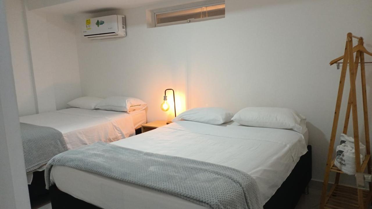 Hotel Aeropuerto Cartagena Екстер'єр фото