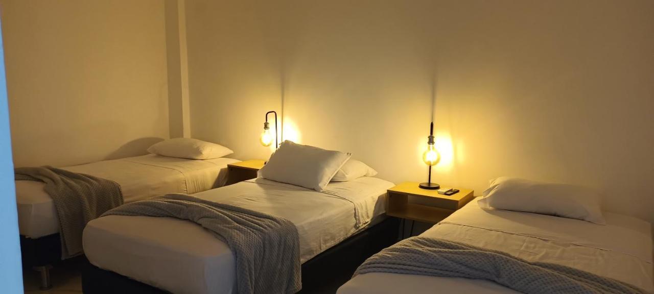Hotel Aeropuerto Cartagena Екстер'єр фото
